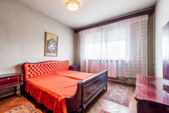 Apartament cu 4 camere decomandat cu vedere panoramica
