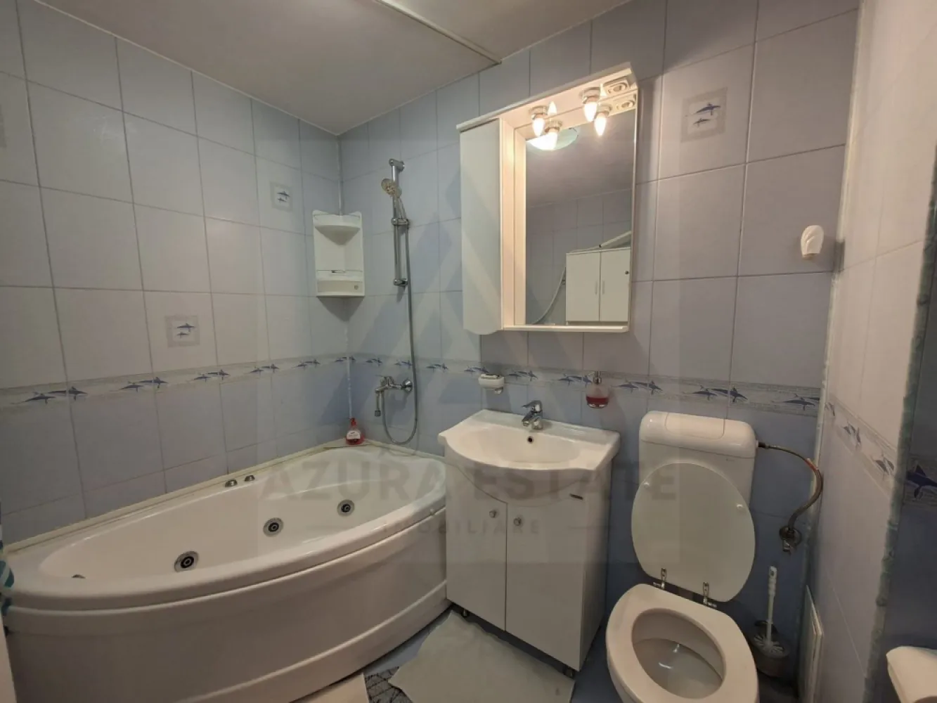 Apartament modern 3 camere 2 bai si parcare subterana in zona Rahovei