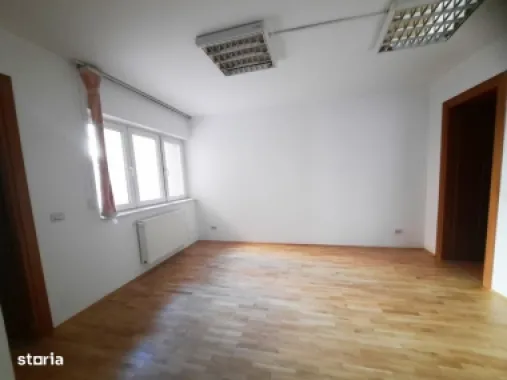 Duplex P+1 in bloc 2013 in Precupetii Vechi nr 65, 4 camere, curte
