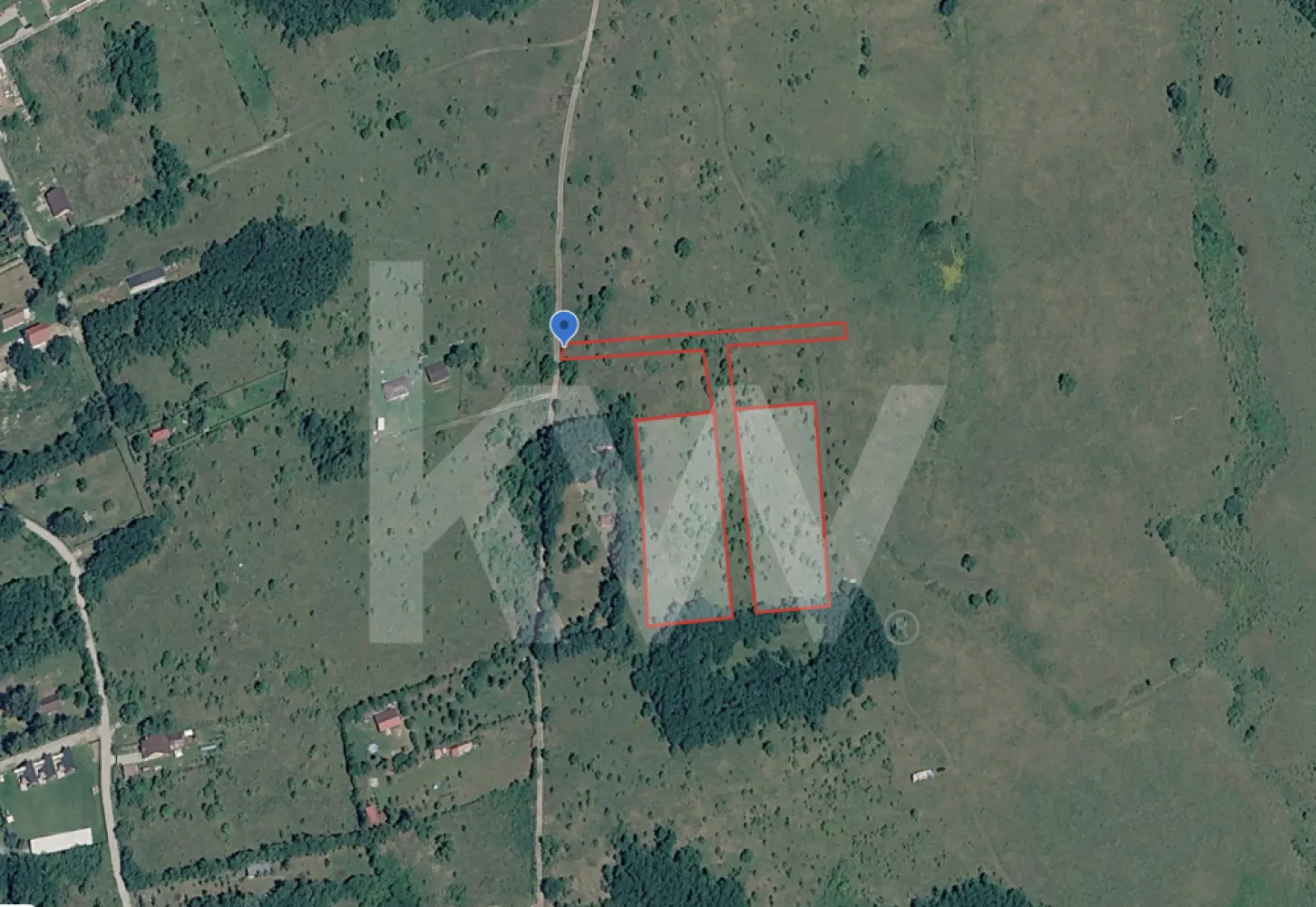 Teren extravilan de vânzare - Valea Avrigului, Sibiu - Teren agricol format din două parcele mari alăturate - categoria fâneață, cu acces asigurat prin cotă indiviză de drum inclusă.
•  Parcela 1 – 4.282 mp
•  Parcela 2 – 4.324 mp
Total: 8.606 mp teren arabil + 2.586 mp cotă indiviză drum.
Teren cu potențial bun pentru agricultură, pășunat sau investiții.

Avantaje:
•  Suprafață generoasă și compactă
•  Acces direct inclus prin cota de drum
•  Priveliște deosebită spre Munții Făgăraș 
•  Curentul în imediata vecinătate 
•  Documentație clară
•  Locație liniștită în extravilan Avrig
Coordonate Google Maps:      https://maps.app.goo.gl/hnKa177dMhuxwsk5A
Terenul se vinde doar integral, nu se fracționează.
Pentru informații suplimentare sau vizionare, nu ezitați să ne contactați.