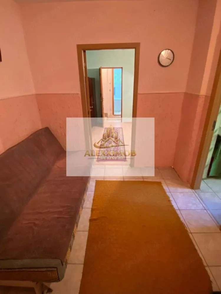 Apartament 2 Camere de Vanzare -Lujerului Metrou -50 mp