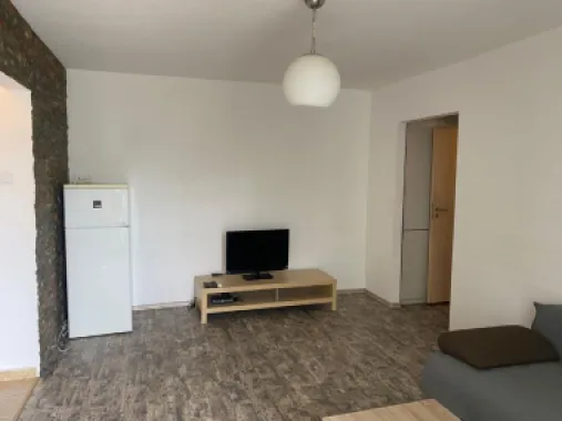 BRASADAS închiriază ap 2 cam Unirii Bratianu Cocor.