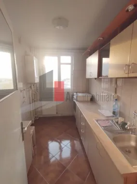 Vânzare apartament 3 camere cu centrală Bd. Obregia - Fântâna Florilor