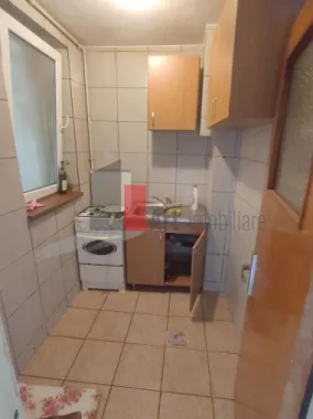 Vânzare apartament decomandat 2 camere - Metrou Lujerului