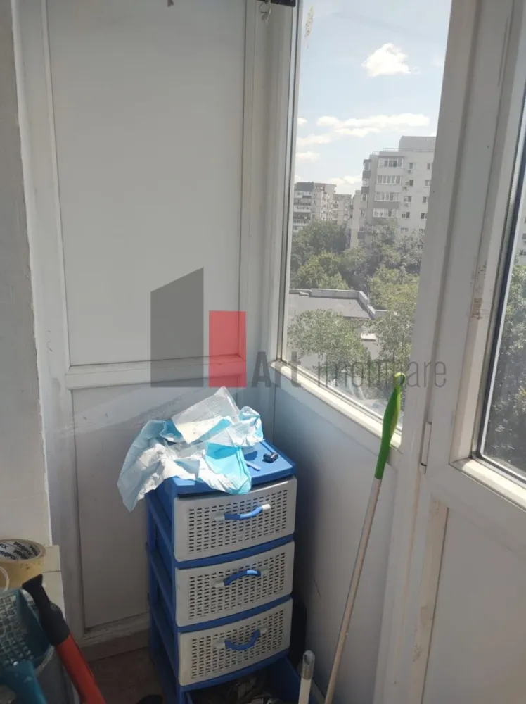 Vânzare apartament decomandat 2 camere - Metrou Lujerului