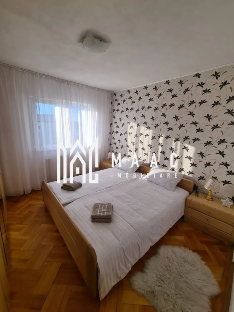 Apartament 2 camere | 56 MPU | Balcon | Calea Dumbrăvii - Apartament 2 camere de închiriat Sibiu – Calea Dumbrăvii – 56 mp – balcon

MAAC Imobiliare vă propune spre închiriere un apartament cu 2 camere, situat în zona Calea Dumbrăvii din Sibiu, una dintre cele mai căutate locații din oraș.

Detalii apartament
Suprafață utilă: 56 mp
2 camere
Balcon
Compartimentare practică și spațioasă
Dotări și avantaje
Spațiu generos și luminos
Apartament potrivit pentru locuire confortabilă
Gata de mutare imediată
Condiții închiriere
Nu se acceptă animale de companie
Avantaje locație
Zonă premium – Calea Dumbrăvii
Acces rapid către centru
Aproape de Parcul Sub Arini
Magazine, restaurante și transport public în apropiere

Pentru detalii suplimentare, consultanță sau programarea unei vizionări, va rugăm să ne contactati specificand ID: CP3021695