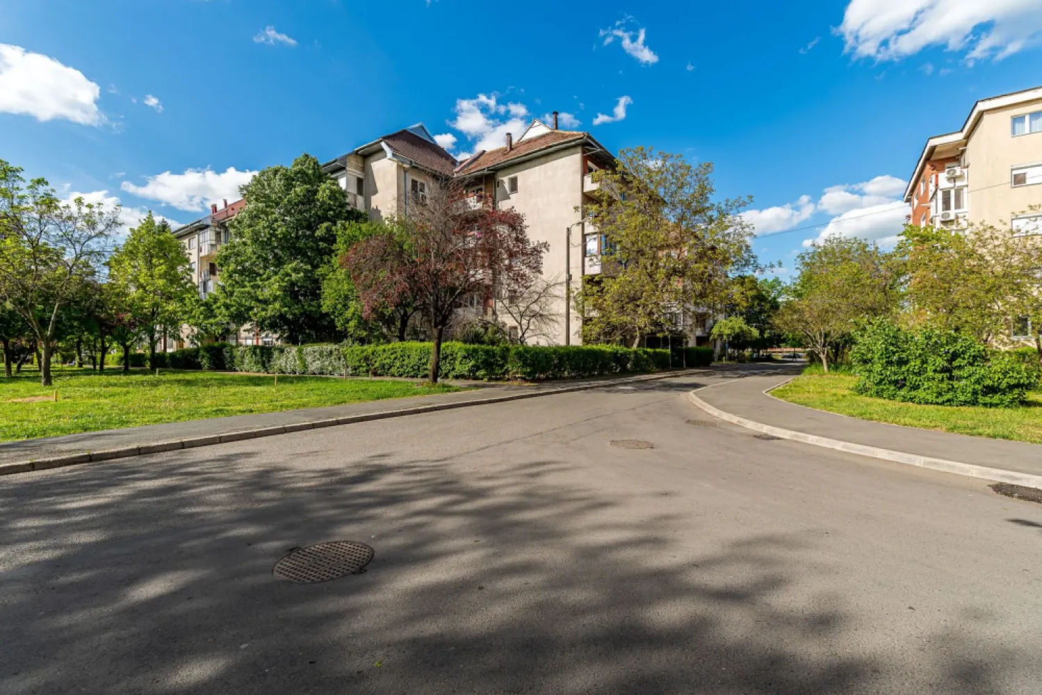 Apartament 3 camere Micalaca 300. Vedere superbă spre Mureș