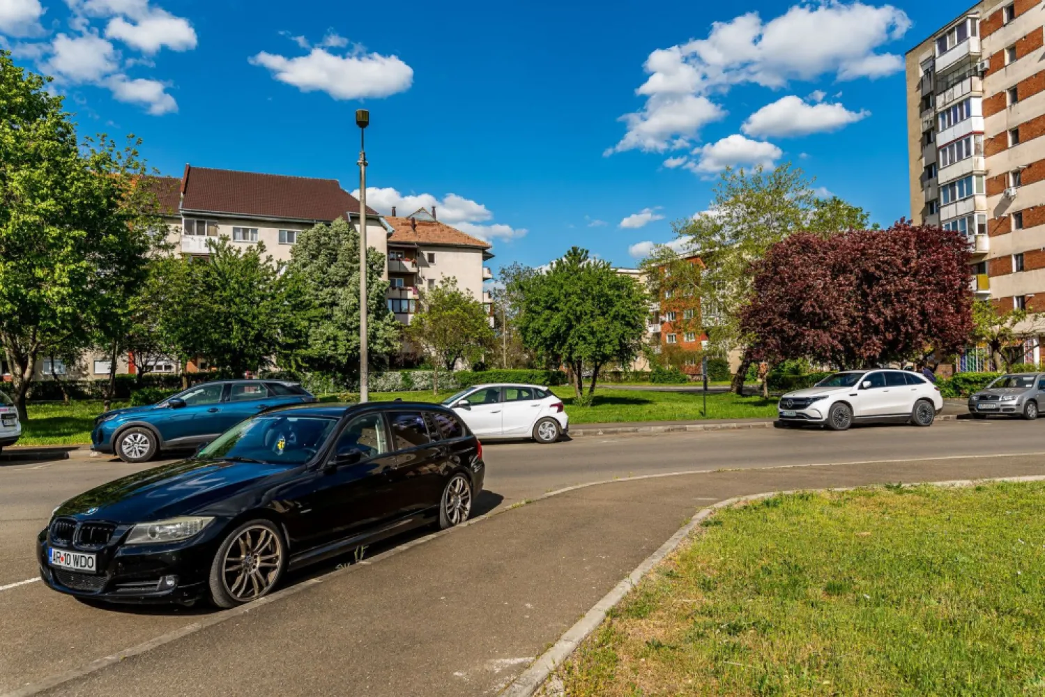 Apartament 3 camere Micalaca 300. Vedere superbă spre Mureș