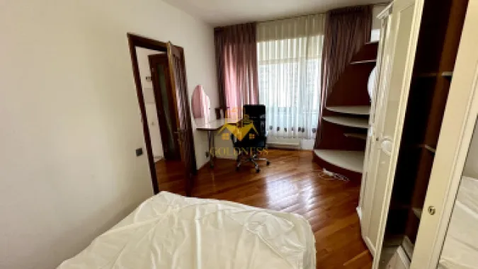 1 camera, SemiCentral, Facultatea de Drept, Nicolae Titulescu, Cipariu