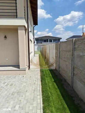 Duplex cu 4 camere,Zona Cora