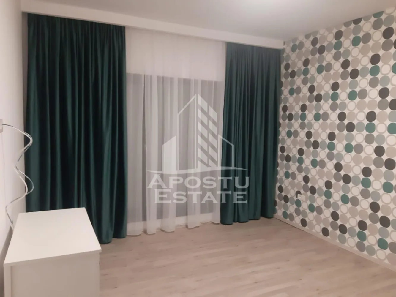 Duplex modern de vanzare in Dumbravita cinci camere