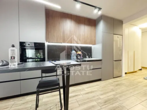 Apartament 2 camere de vanzare, 50mp utili, balcon - Giroc, zona Penny