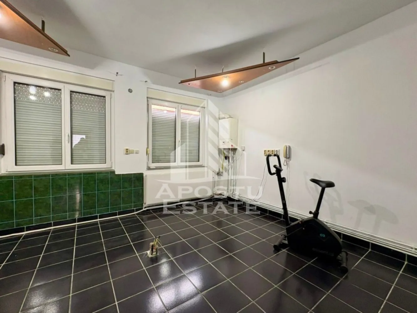 Casa individuala de vanzare zona Traian Timisoara, 2 fronturi stradale