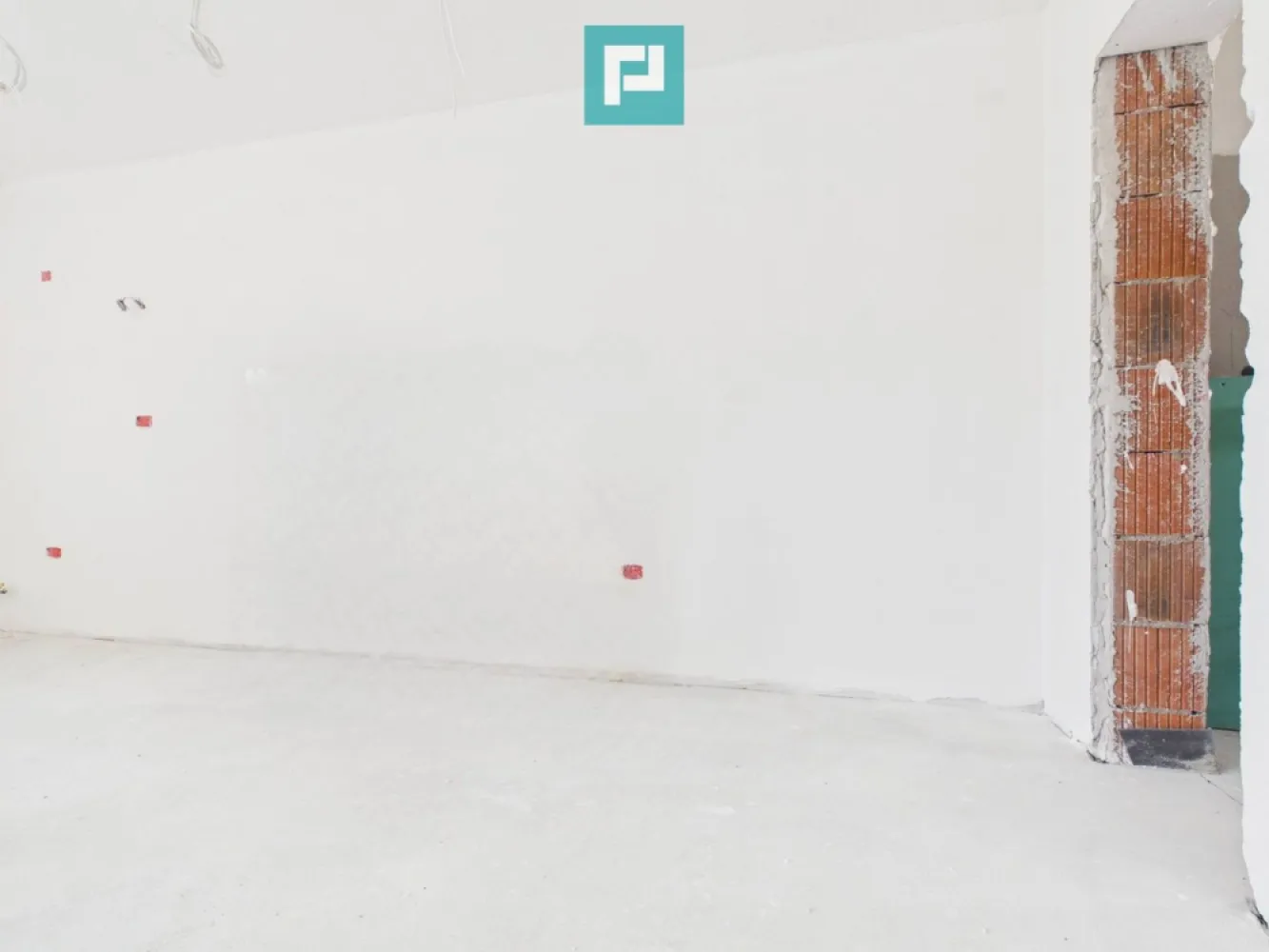 Duplex spațios 102 mp utili, teren 350mp in Covaci