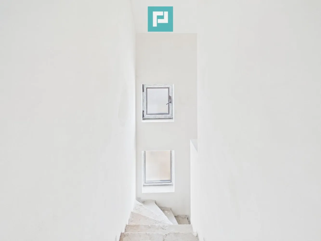 Duplex spațios 102 mp utili, teren 350mp in Covaci