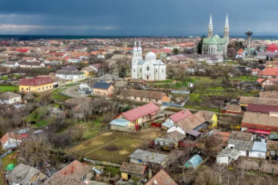 Casă în Vinga – restaurată Integral 2025 | 3 camere | utilități