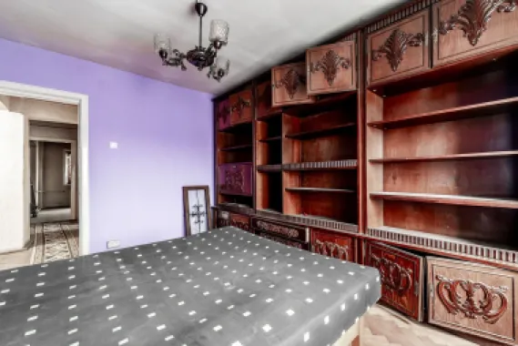 Apartament spatios in centrul orasului Chisineu Cris