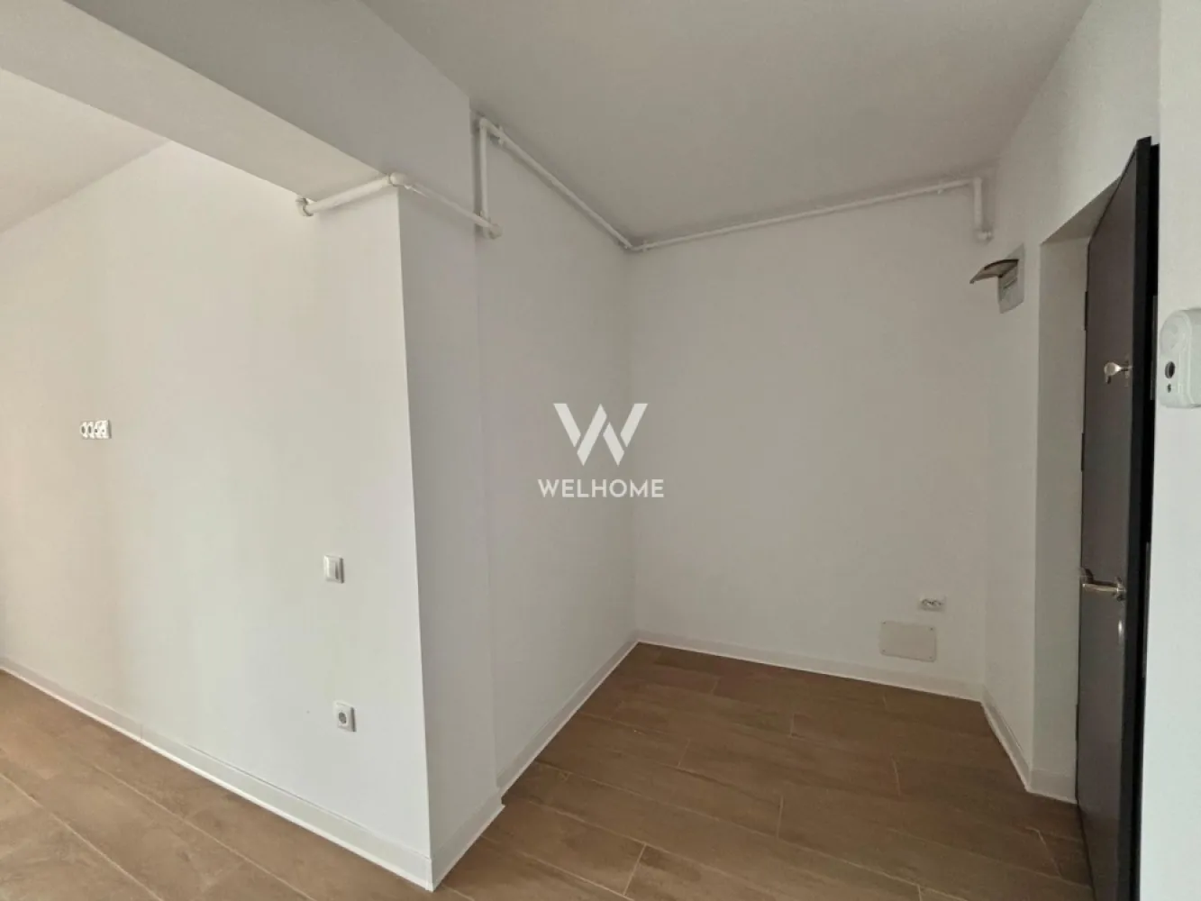 Apartament LA CHEIE 2 camere - Doamna Stanca - Apartament cu 2 camere LA CHEIE finalizat - Doamna Stanca

- Bloc modern cu un regim de inaltime P+3.
- Suprafata utila: 53.65 mp
- Balcon: 7.7 mp
- Compartimentare practica: hol spatios, living cu bucatarie open space, dormitor, baie si balcon generos. 
- Predare la interior LA CHEIE: centrala termica, incalzire in pardoseala, lavabila pe pereti, sape elicopterizata, usa de intrare, geamuri termopan, , usi de interior, baie amenajata, gresie, parchet, faianta, etc
- Strada beneficiaza de acces cu bariera, zona linistita cu acces facil la magazine, mijloace de transport, shopping city, scoli etc.
- INTABULAT, predare imediata!
- 1 loc de parcare inclus in pret.

PRET: 120.000 Euro Tva inclus
Tel: 0747.639.802

*Disponibil si la stadiul de semifinisat la pretul de 112.000 Euro Tva inclus!