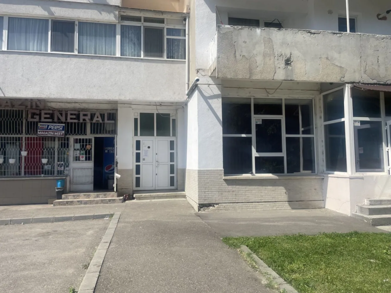 Spațiu comercial 159 mp intrare Strand lângă Aqua Park