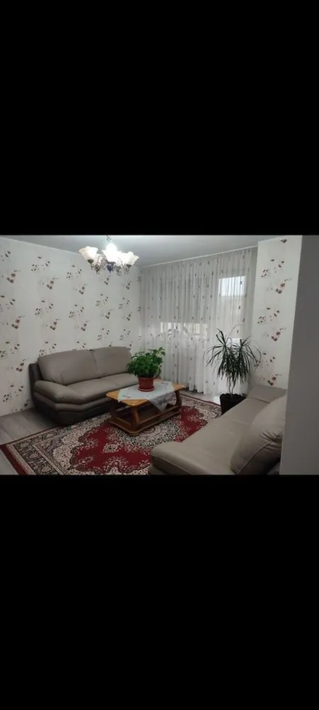 BRASADAS vinde ap 4 cam etaj 4/4 Careiului LIDL. - Agentia Imobiliara BRASADAS vinde apartament cu 4 camere din caramida, strada Careiului zona LIDL complet mobilat, instalație incalzire noua ,geamuri termopan, 2 aparate de aer condiționat, acoperiș izolat ,beci curat, etaj 4/4,,imediat ocupabil.
Www.brasadas.com.