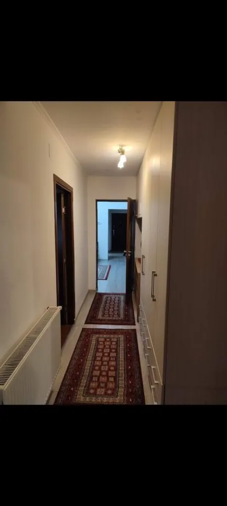 BRASADAS vinde ap 4 cam etaj 4/4 Careiului LIDL. - Agentia Imobiliara BRASADAS vinde apartament cu 4 camere din caramida, strada Careiului zona LIDL complet mobilat, instalație incalzire noua ,geamuri termopan, 2 aparate de aer condiționat, acoperiș izolat ,beci curat, etaj 4/4,,imediat ocupabil.
Www.brasadas.com.