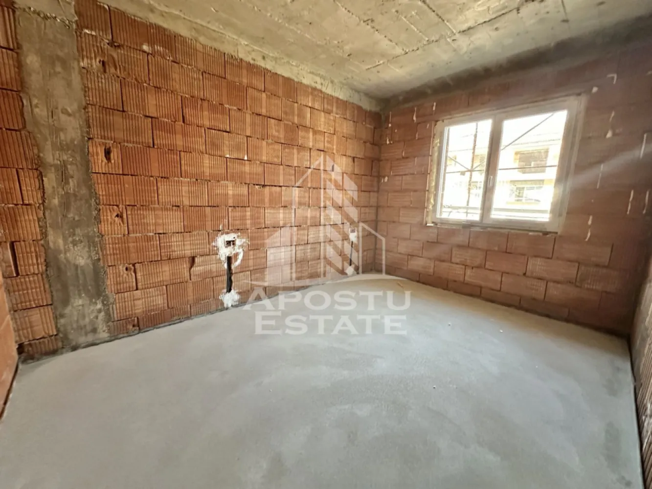 Apartament cu 2 camere si dressing decomandat in Giroc langa Hotel IQ.