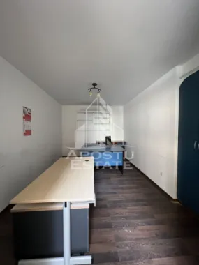 Apartament pretabil birouri, 30 mp, Piata Unirii
