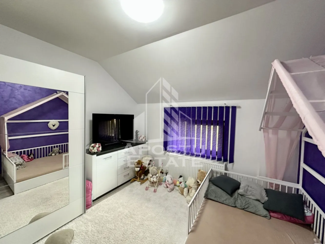 Apartament de vanzare cu 3 camere in apropiere de Lidl, Dumbravita