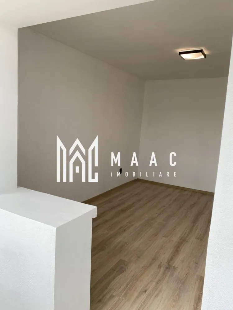 Apartament 2 camere| Renovat| Zona Nord - MAAc Imobiliare vă propune spre vânzare un apartament cu 2 camere, decomandat, situat la etajul 4 al unui imobil amplasat într-o zonă apreciată a orașului, în imediata apropiere a Liceului Pedagogic și a Liceului de Arte.

Renovat cu atenție la detalii și finisat cu materiale de calitate, apartamentul oferă un ambient modern, luminos și primitor, fiind pregătit pentru mutare fără investiții suplimentare.

Caracteristici:
2 camere decomandate;
Etaj 4;
Compartimentare practică și funcțională;
Renovat complet;
Finisaje moderne și de calitate;
Living spațios și luminos, cu vedere către oraș;
Bucătărie bine organizată, ideală pentru utilizarea zilnică.
Avantajele zonei:
Poziționare excelentă, lângă Liceul Pedagogic și Liceul de Arte;
Aproape de școli, grădinițe și instituții de învățământ;
Acces facil către cinematografe, teatre, muzee și alte puncte de interes cultural;
Parcuri și spații verzi în apropiere, ideale pentru relaxare;
Stații pentru mijloacele de transport în comun la doar câteva minute de mers pe jos;
Magazine, farmacii și alte servicii esențiale în imediata vecinătate.

Datorită poziției excelente și stării foarte bune în care se află, acest apartament reprezintă o alegere inspirată atât pentru locuință proprie, cât și pentru investiție.

Preț: 63.000 Euro

Pentru mai multe informații sau pentru programarea unei vizionări, vă rugăm să comunicați ID-ul CP3218233

MAAc Imobiliare – Profesionalism, transparență și soluții imobiliare adaptate nevoilor tale.