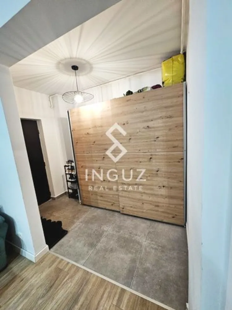 Apartment for Rent | 2 Rooms | Mihai Bravu Metro | New Building (2021) - Apartment for Rent | 2 Rooms | Mihai Bravu Metro | New Building (2021)

Price: 600 € / month (negotiable)
Commission: 50%

Details:

2 rooms (semi-detached)
53 sqm + balcony 5.23 sqm
High ground floor
Building: 2021 (energy class A)
Fully furnished & equipped
Private central heating
Air conditioning
Smart TV

Features:

Closed kitchen (fully equipped)
PVC windows, thermal insulation
Intercom, elevator, video surveillance
Modern finishes (parquet, tiles, painted walls)

Description:
Modern 2-room apartment located in a new building, offering comfort and efficient layout. Fully furnished and equipped, ready for immediate move-in.

Location & Access:

Only ~194 m from Mihai Bravu Metro Station
Close to Lidl, shops, and daily amenities
Schools and kindergartens nearby
Easy access to main roads and city center

Available: Immediately

Contact:
Inguz Real Estate
+40 774 017 567