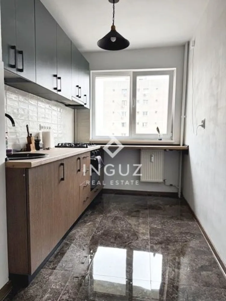 Apartment for Rent | Dristor – Râmnicu Sărat | 3 Rooms | Renovated - Apartment for Rent | Dristor – Râmnicu Sărat | 3 Rooms | Renovated

Price: 730 € / month
Commission: 50%

Details:

3 rooms (semi-detached)
70 sqm usable area
Floor: 7
Building: 1977–1990
Recently renovated
Fully furnished & equipped

Description:

A modern and recently renovated 3-room apartment located in the Dristor area, on the boulevard near Piața Râmnicu Sărat. The apartment offers a practical layout and a comfortable living space, fully equipped for immediate use.

The property benefits from new electrical and plumbing installations and is well maintained throughout.

Excludes personal belongings, audio system, TV and PlayStation.

Costs:

Maintenance:
Utilities:

Area & Access:

3 minutes walk to Dristor 1 metro station
8 minutes walk to ParkLake Shopping Center
Quick access to central areas and main roads
Located in a well-connected and highly accessible neighborhood

Available: Immediately

Contact:
Inguz Real Estate
+40 774 017 567