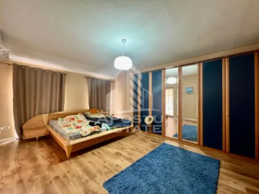Jumatate de duplex de vanzare cu 6 camere in Mosnita Noua, Timisoara