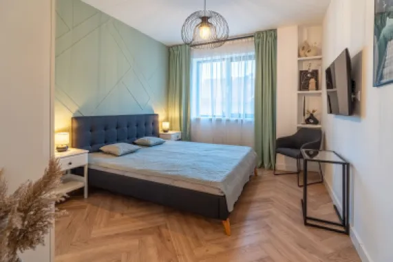 VÂNDUT! Apartament amenajat complet.