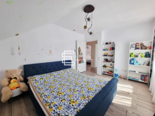 Casă individuală 4 dormitoare | Teren 475 mp | Panouri fotovoltaice| Sura Mare