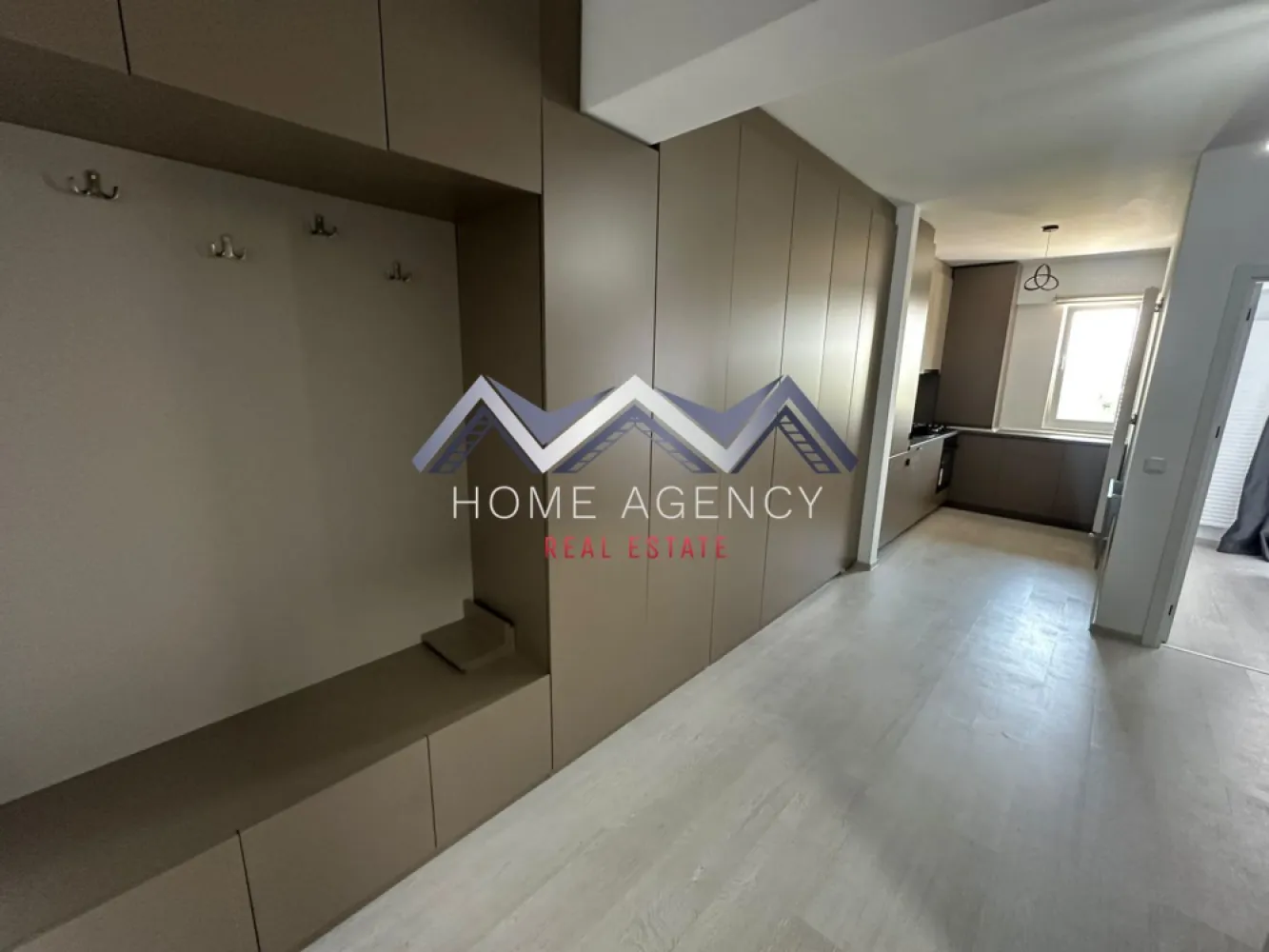 Apartament 2 camere | prima închiriere | Otopeni central