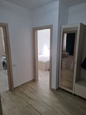BRASADAS inchiriaza ap 2 cam PARTER zona Metalurgiei.