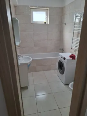 BRASADAS inchiriaza ap 2 cam PARTER zona Metalurgiei.