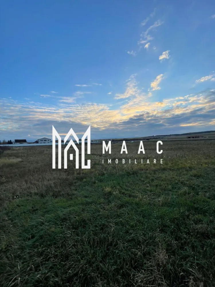 Teren intravilan | 2.100 mp | Șura Mică - MAAC Imobiliare vă propune spre vânzare un teren intravilan cu o suprafață de 2.100 mp, situat în localitatea Șura Mica într-o zonă liniștită și în plină dezvoltare|ideală pentru construcția unei locuințe familiale sau ca investiție.

Detalii principale:
Suprafață totală: 2.100 mp
Regim: intravilan 
Deschidere generoasă la drum
Utilități disponibile în zonă: apă, curent, gaz, canalizare
Acces facil către municipiul Sibiu, la doar câteva minute de mers cu mașina

Avantaje:
Zonă rezidențială în dezvoltare rapidă
Cadru natural plăcut, cu priveliște spre împrejurimi
Potrivit pentru casă individuală, duplex sau mic ansamblu rezidenția

Pentru mai multe detalii specificati telefonic: CP2801896
