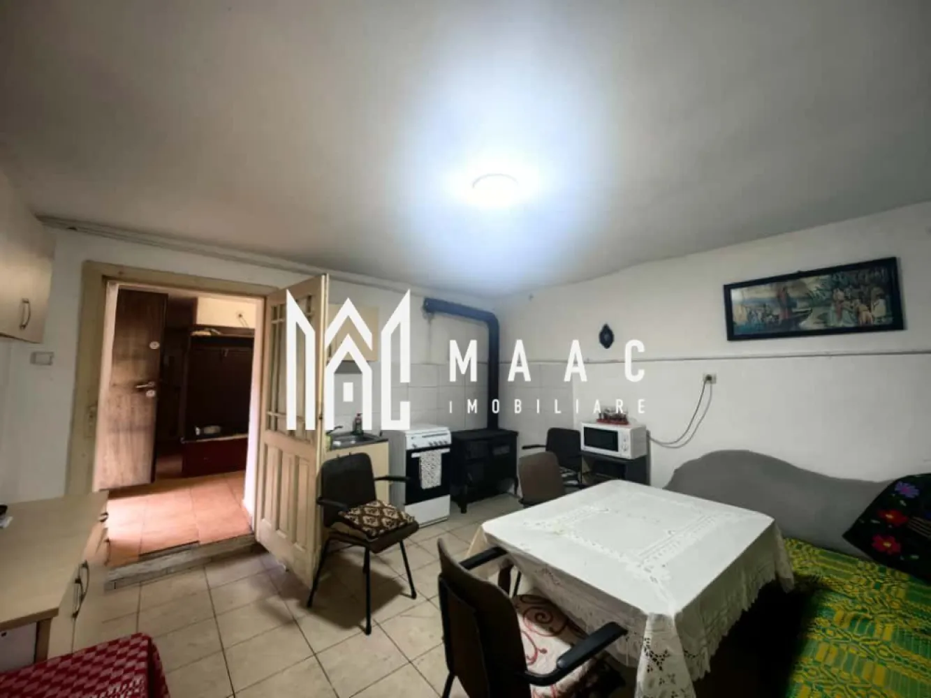 Casă 5 camere | 1.087 mp teren | Acces auto | Cincu – Brașov