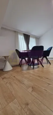 Apartament cu 2 bai si loc de parcare in Sinaia
