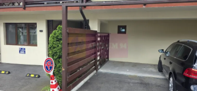 Apartament cu 2 bai si loc de parcare in Sinaia