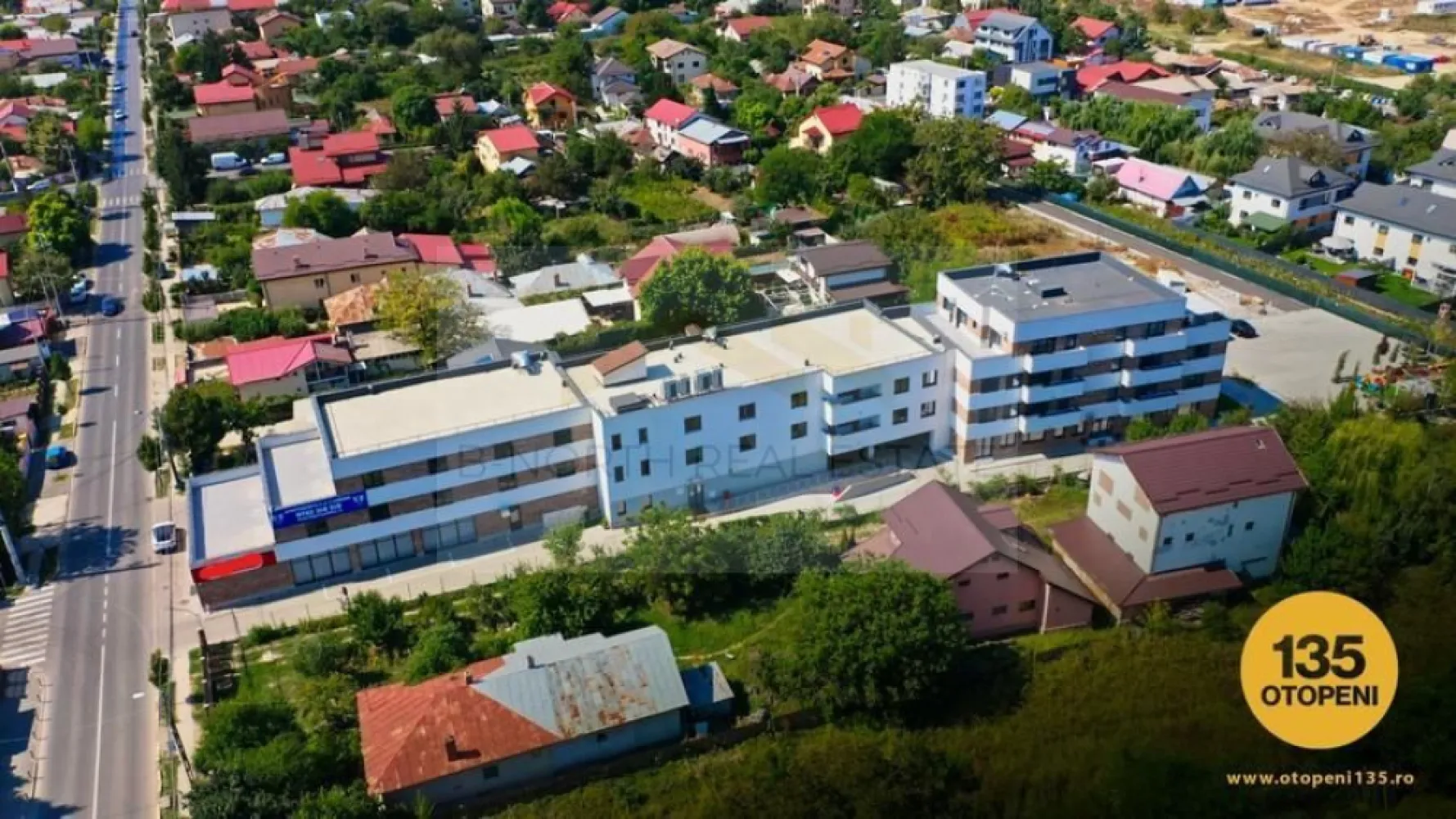 Spațiu de închiriat 310 mp + terasă – Str. 23 August – ideal clinică / birouri - B-North Real Estate propune spre închiriere un spațiu generos de 310 mp, situat la etajul 2 al unei clădiri multifuncționale noi, pe Strada 23 August – Otopeni.

Spațiul poate fi compartimentat și amenajat în funcție de cerințele chiriașului, fiind potrivit pentru activități medicale, educaționale sau servicii profesionale.

🔶 Caracteristici:
suprafață utilă: 310 mp
zonă mediană, flexibilă pentru diverse compartimentări
posibilitate amenajare personalizată
lift
supraveghere video permanentă
spații verzi

🔶 Dotări tehnice:
clădire conformă cerințelor ISU
hidranți și sisteme de detecție incendiu
infrastructură tehnică modernă

🔶 Facilități:
parcare subterană (56 locuri totale în imobil) + parcare supraterană
activități existente în clădire: grădiniță, afterschool, școală privată, sală sport / Pilates

🔶 Activități recomandate:
✔ clinică medicală (amenajare realizată de chiriaș)
✔ centru terapii / recuperare
✔ centru educațional / training
✔ birouri și servicii

💼 Posibilitate de închiriere integrală a clădirii, cu alocare locuri de parcare subterane.

📞 Informații și vizionări prin B-North Real Estate.