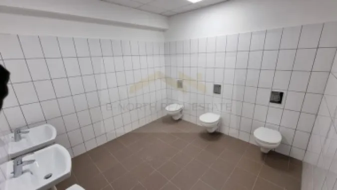 Spațiu de închiriat 310 mp + terasă – Str. 23 August – ideal clinică / birouri