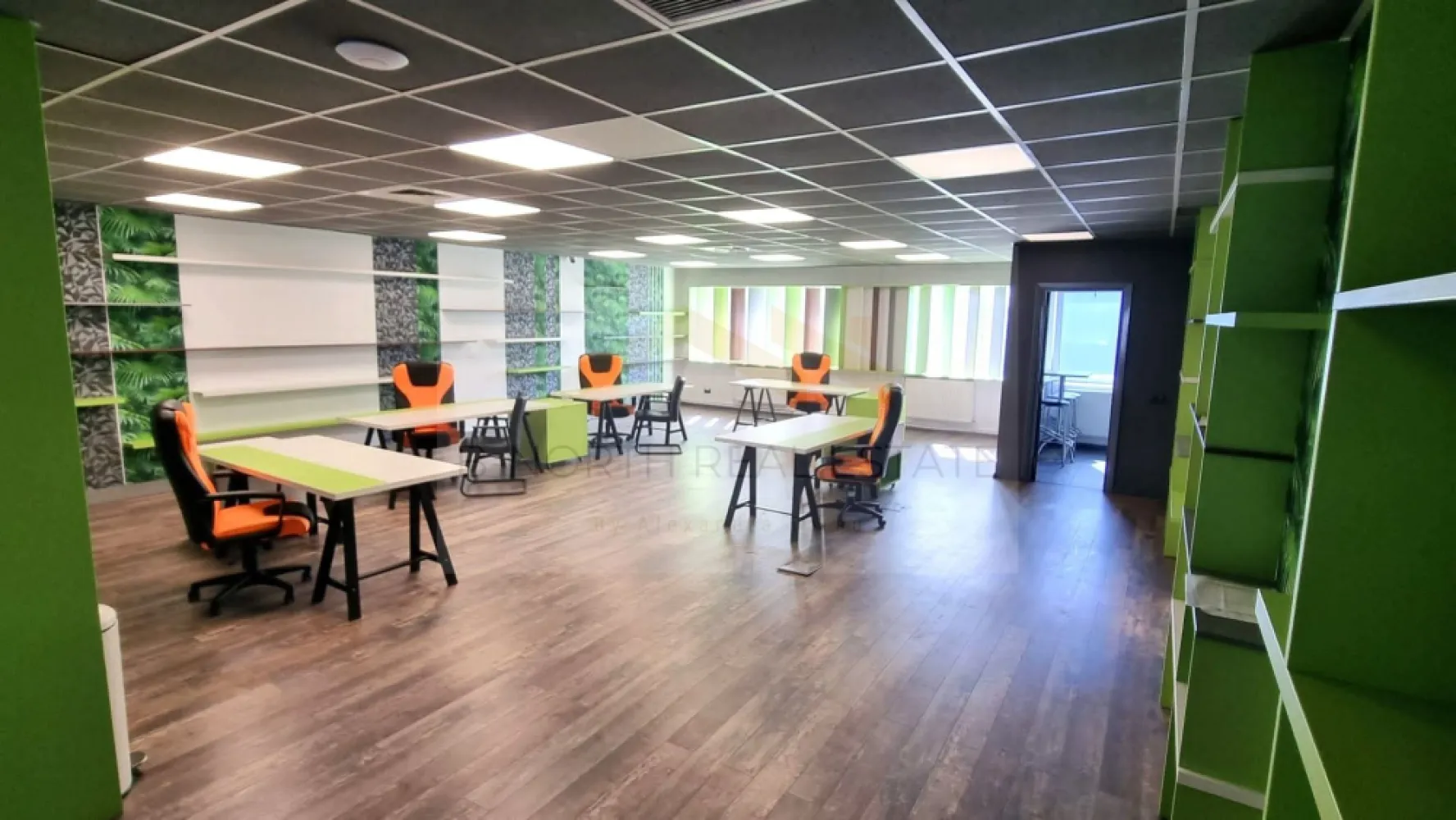 Spațiu de Birouri 210 mp în Otopeni – Utilități Incluse, Autorizat ISU, Parcare - B-North Real Estate vă propune spre închiriere un spațiu de birouri modern, complet utilat și autorizat ISU, amplasat pe Șoseaua Odăi, Otopeni, într-o zonă cu acces excelent și vizibilitate ridicată.

Acest spațiu este ideal pentru companii care își doresc un mediu profesional sigur, eficient și fără griji privind costurile lunare.

Caracteristici principale

Suprafață totală: aprox. 210 mp, incluzând recepție la parter și etajul dedicat birourilor
Compartimentare optimă: birouri individuale + un spațiu amplu 95.4 mp, ce poate funcționa ca sală de conferințe, training, meeting room sau sală pentru cursuri și activități pentru copii
Dotări premium & siguranță
Autorizat ISU – standarde înalte de securitate
Generator electric – continuitate totală a activității, indiferent de situație
Cameră pentru server – infrastructură pregătită pentru companii tech
Sistem de alarmă, detectoare de fum, hidranți interiori și echipamente de siguranță
Stație de încărcare pentru mașini electrice – un plus pentru angajați și clienți
5 locuri de parcare private – confort și acces rapid

Avantaje incluse
Toate utilitățile sunt incluse în chirie → costuri fixe, fără cheltuieli ascunse
Spații luminoase, adaptabile oricărui tip de activitate
Infrastructură complet funcțională, gata de preluare și utilizare imediată

Potrivit pentru
Companii care doresc un birou modern, sigur și fără griji privind mentenanța
Centre de training, programe educaționale pentru copii, cursuri și workshopuri
Activități creative sau servicii profesionale
IT, consultanță, HR, marketing, agenții și birouri administrative

Orice business care necesită siguranță, stabilitate și un spațiu complet utilat
Pentru mai multe detalii si vizionari, va rigam sa ne contactati!