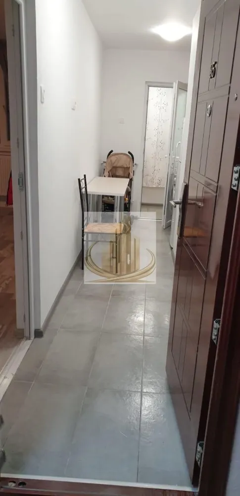 Apartament 1 cameră – zona Blașcovici | Grand Mobilis Imobiliare - Închiriez apartament 1 cameră – zona Blașcovici | Grand Mobilis Imobiliare

Grand Mobilis Imobiliare oferă spre închiriere apartament cu 1 cameră, situat la etajul 4, în zona Blașcovici. Apartamentul este recent renovat, bine iluminat și ideal pentru o persoană sau un cuplu.

Detalii:

Etaj 4
Recent renovat
Luminos, cu lumină naturală
Centrală electrică proprie
Nu dispune de plită
Nu se acceptă animale de companie

Avantaje zonă:

Stații de transport în comun în apropiere
Magazine și facilități în zonă

Preț: 200 euro/lună + garanție

Pentru mai multe detalii sau vizionare, vă rugăm să ne contactați.

ID INTERN : CP3036411