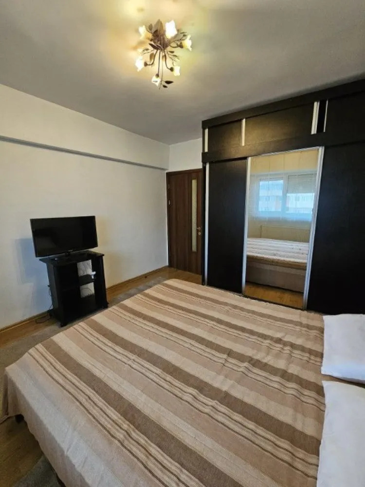De inchiriat apartament cu 2 camere Baia Comunala, 450 Euro
