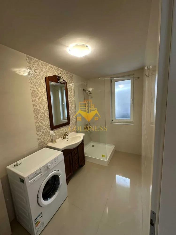 3 camere, Buna ziua, Calea Turzii, Grand Hotel Italia, Parcare