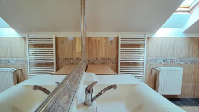 Casa noua, intrare Stupini