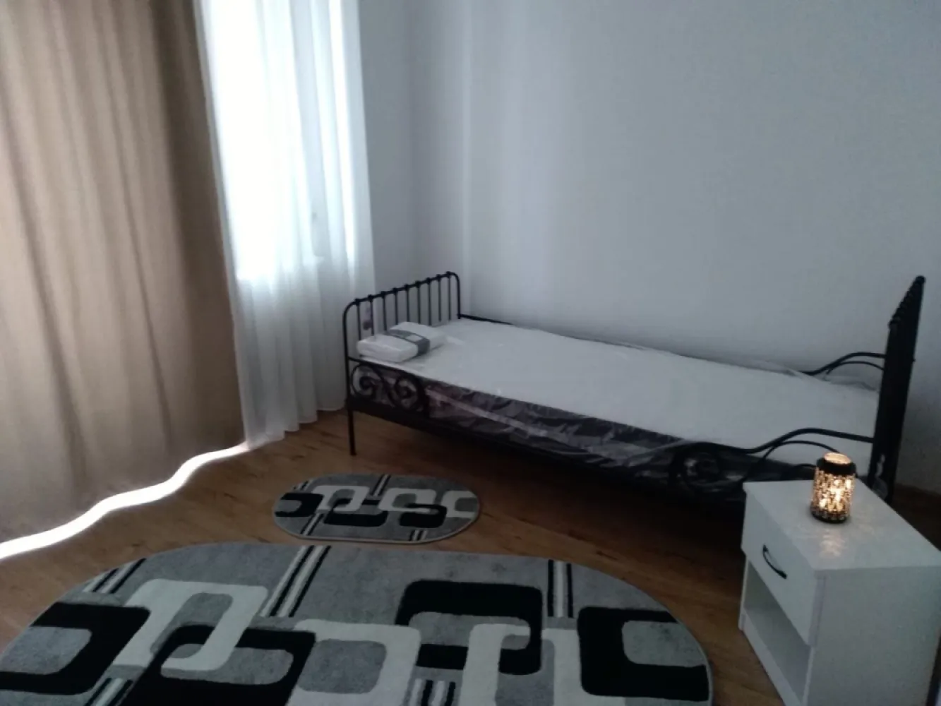 Inchiriere apartament Știrbei Vodă, 3 camere decomandat