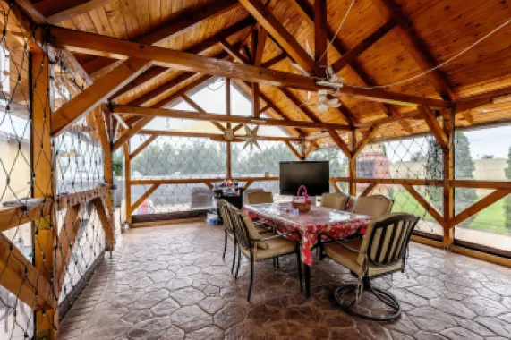 Rezervat Proprietate de vis cu teren 2880 mp și facilități PREMIUM